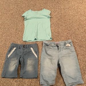 GIRLS SIZE 16 DENIM BERMUDA SHORTS & SO SHIRT